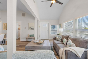 Coconut Dreams: 3BR Oasis w/ Pool & Steps to Beach
